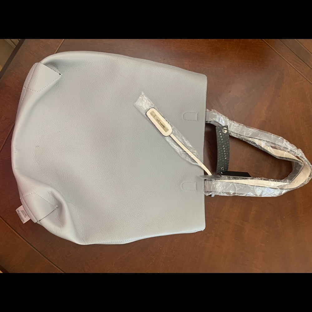 NWT Gray/White Reversible Tote/Handbag
